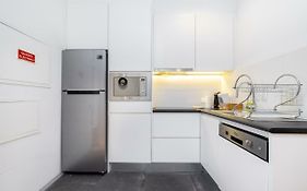 Whome | Downtown Family Apartment